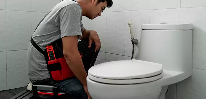 Toilet Repair in Garfield